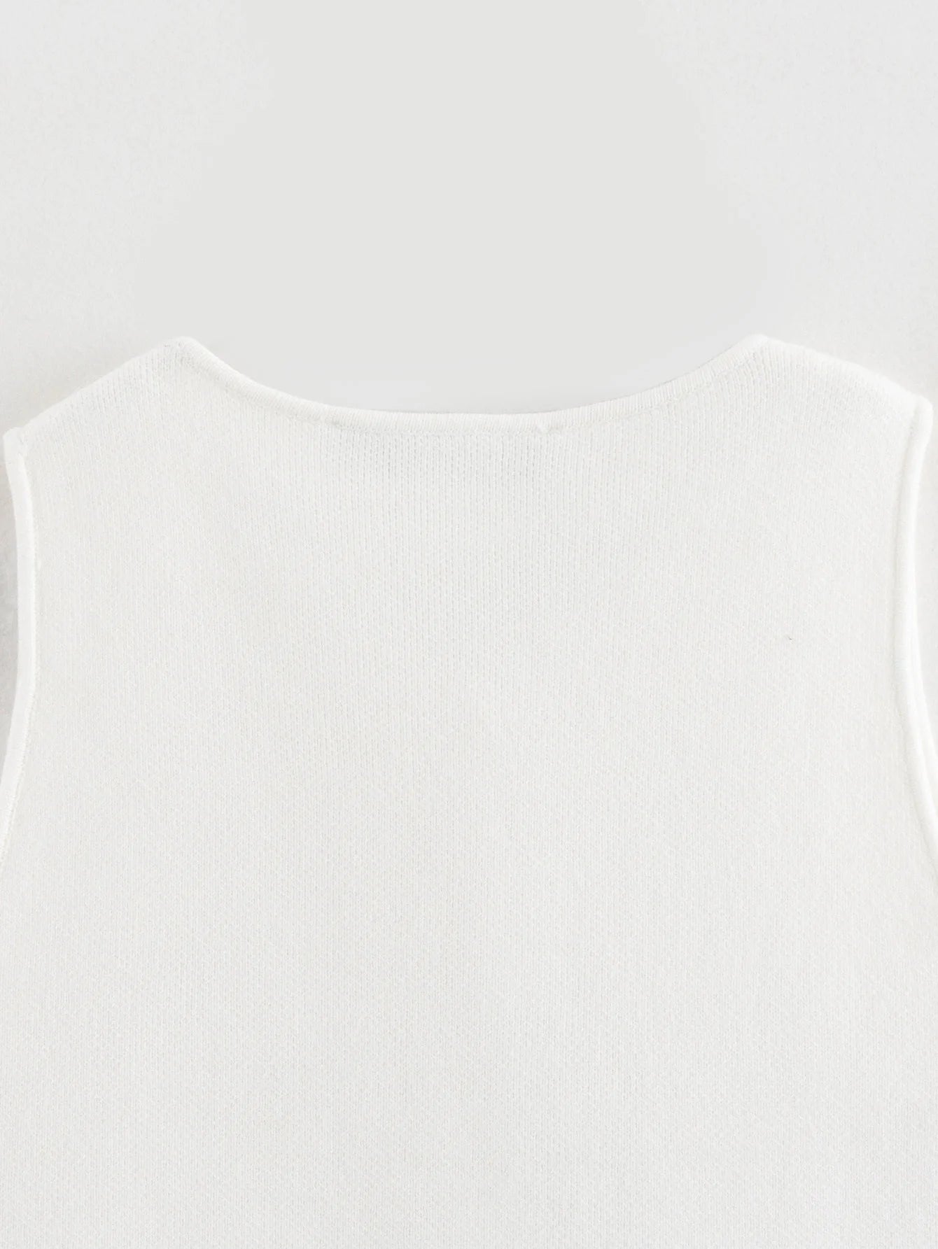 MUJER White Knit Crop Top Women Button Short Tops Woman 2025 Summer Tanks Camis Tops for Women Streetwear Vest Tank Top Female