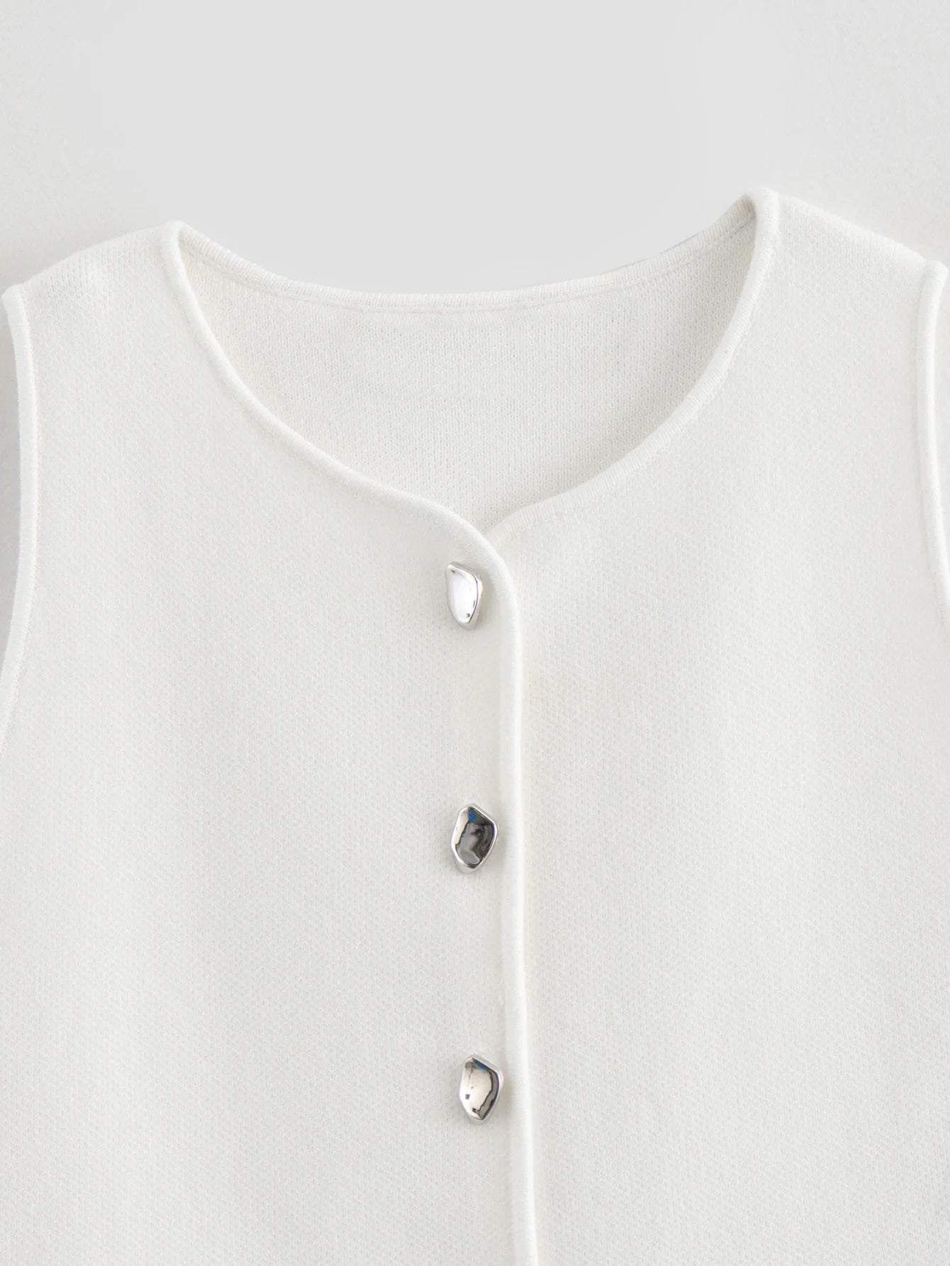 MUJER White Knit Crop Top Women Button Short Tops Woman 2025 Summer Tanks Camis Tops for Women Streetwear Vest Tank Top Female