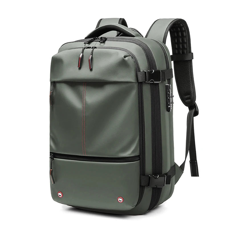 BackMax™ - Backpack with Vacuum Compression